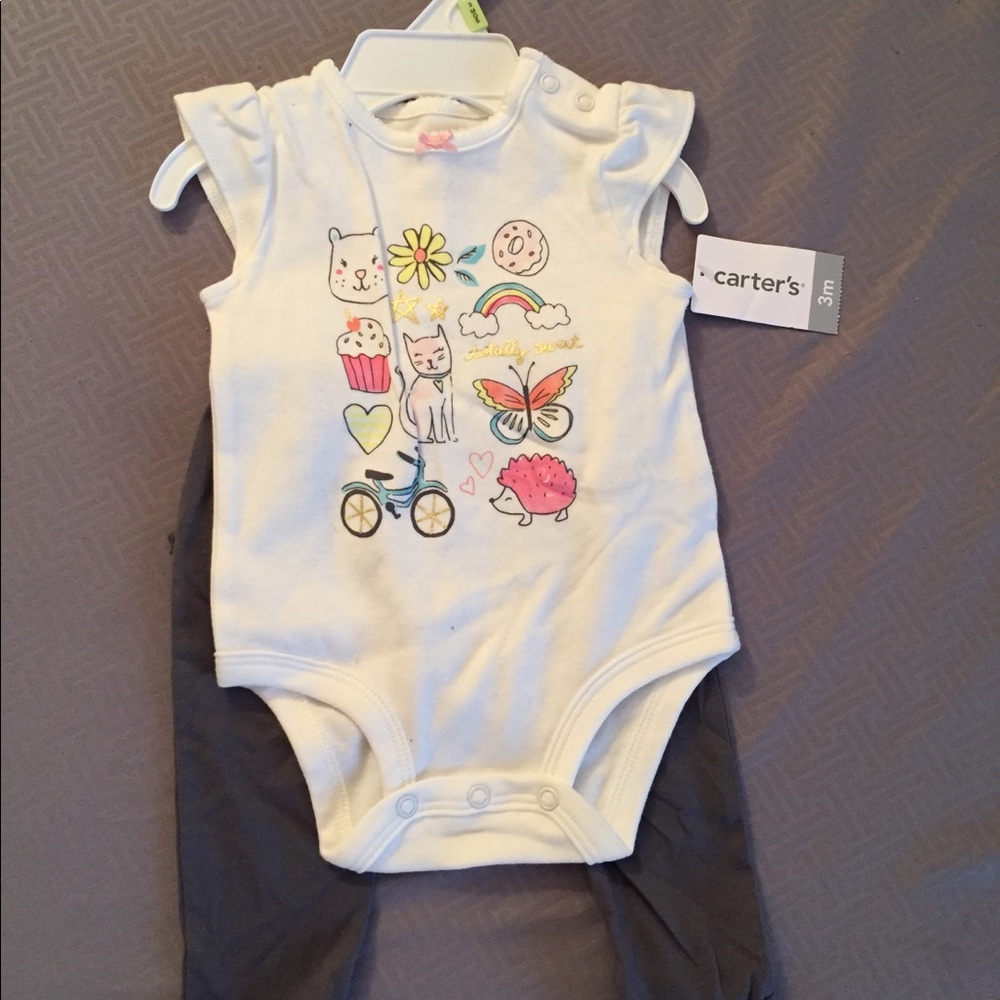 Carter’s top with Leggins
